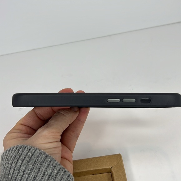 Decoded Nike Grind Recycled Leather Protective Phone Case iPhone 13 Pro Max Navy - Picture 9 of 11